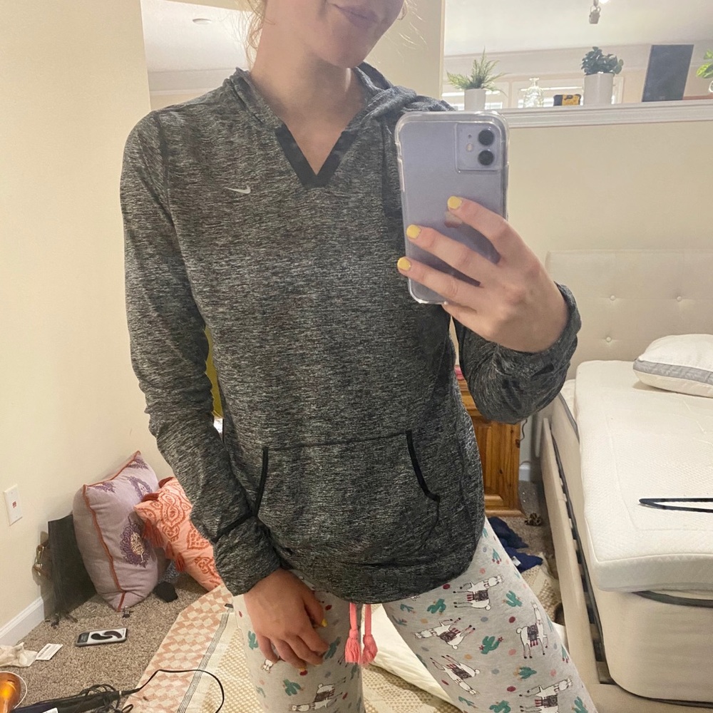 NIKE hooded dri fit pull over